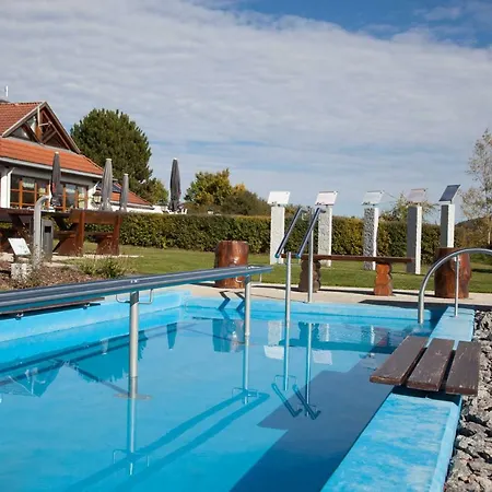 Feriendorf Oefingen Im Schoenen Sc 巴特迪尔海姆